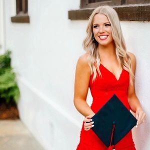 Meet your Posher, Kaleigh